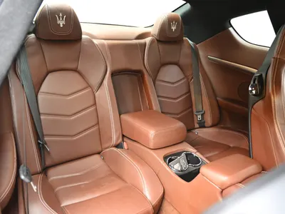 2014 مازيراتي جرانتوريزمو اس