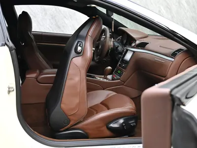 2014 مازيراتي جرانتوريزمو اس