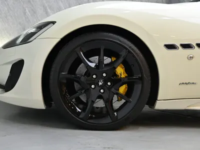 2014 مازيراتي جرانتوريزمو اس