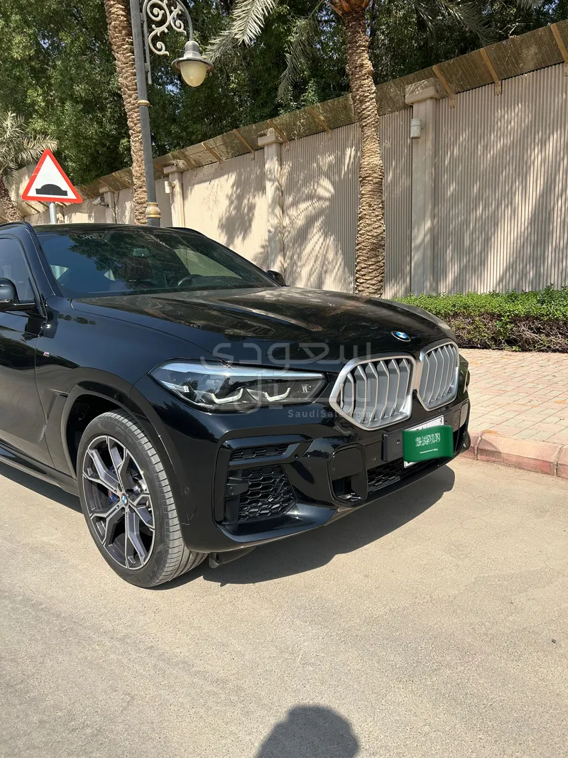 2022 بي ام دبليو الفئة اكس 6 إم كت