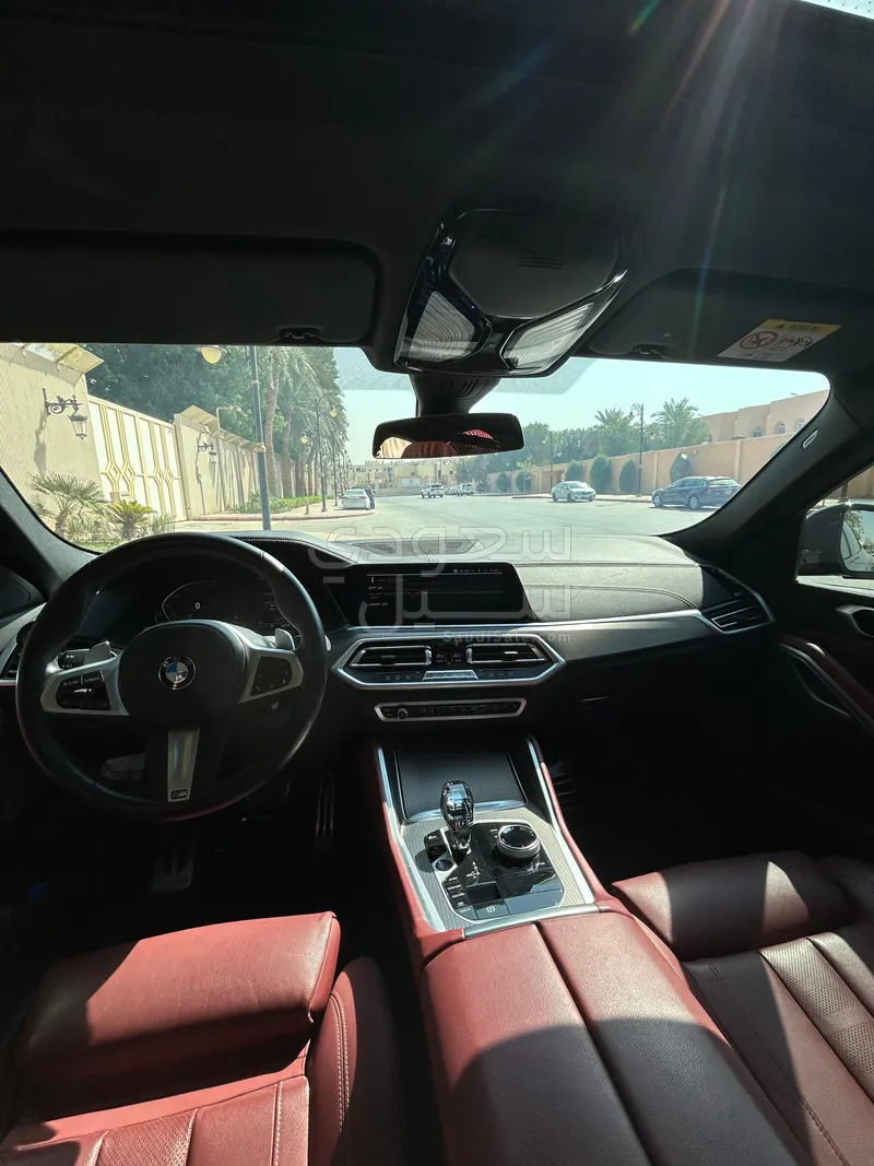 2022 بي ام دبليو الفئة اكس 6 إم كت