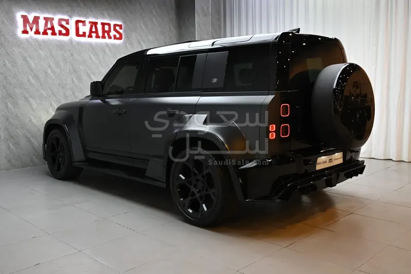 2024 لاند روفر ديفيندر 110