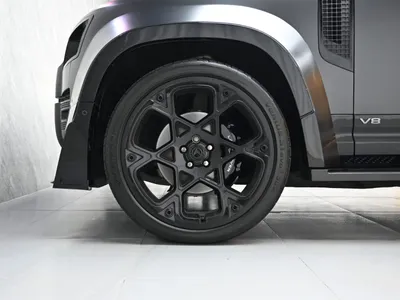 2024 لاند روفر ديفيندر 110