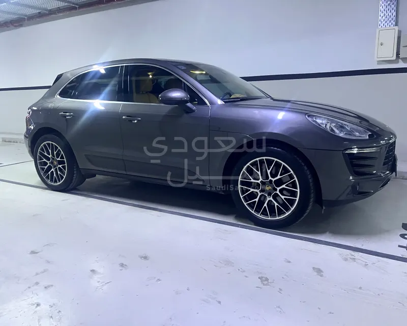 2016 بورش ماكان اس