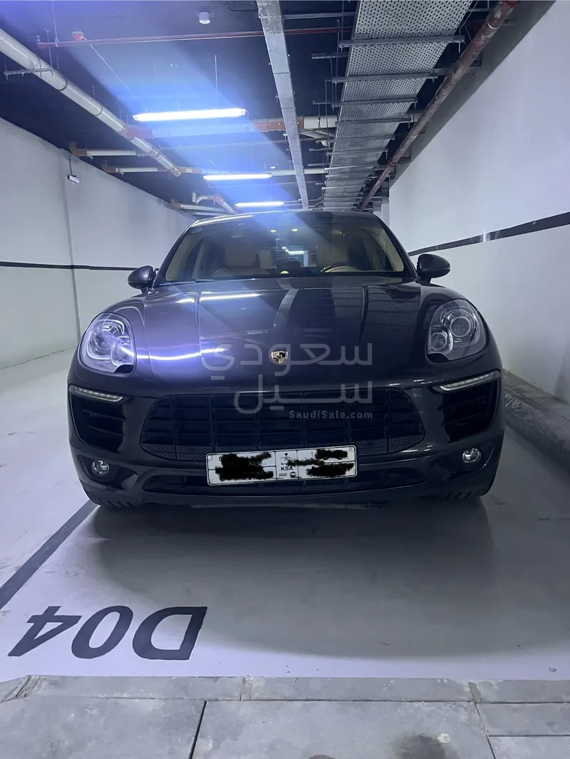 2016 بورش ماكان اس