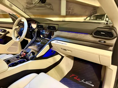 2023 لمبرجيني اوروس اس