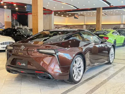 2017 لكزس إل سي 500