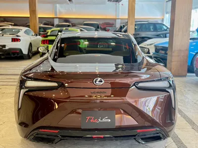 2017 لكزس إل سي 500