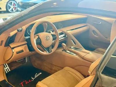 2017 لكزس إل سي 500