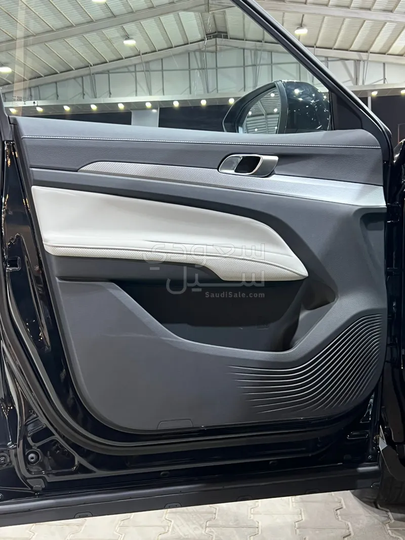 2026 فورد توروس ترند