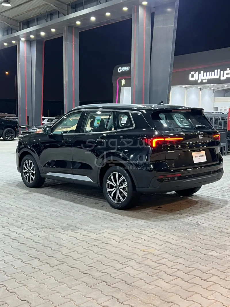 2026 فورد توروس ترند