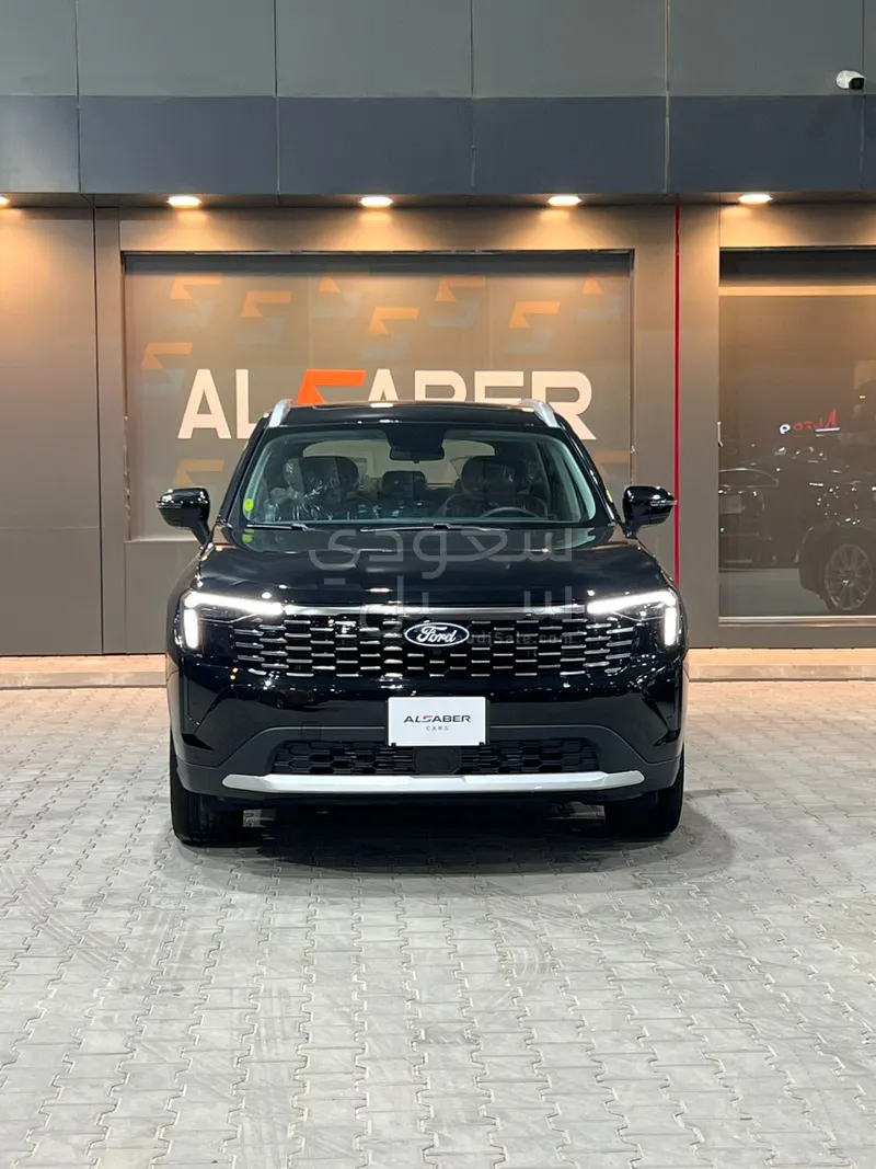 2026 فورد توروس ترند