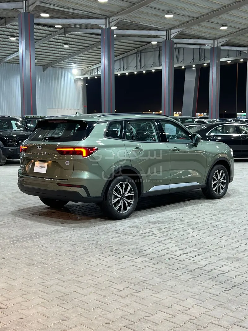 2026 فورد تيريتوري