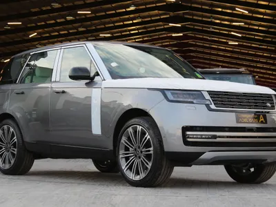 2025 لاند روفر رينج روفر اتش اس اي