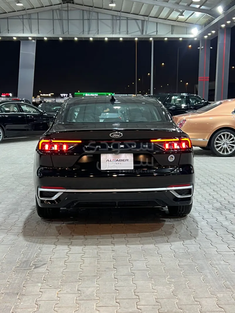 2026 فورد توروس