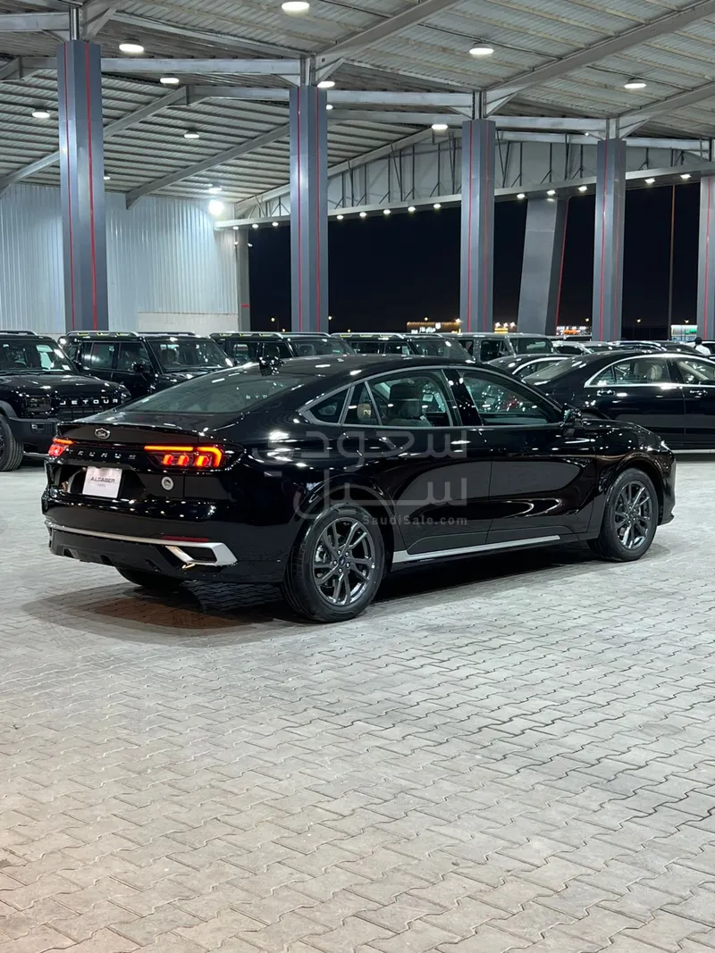 2026 فورد توروس