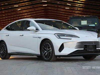 2026 بي واي دي سيل