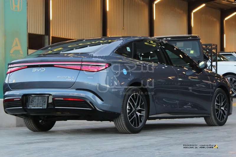 2026 بي واي دي سيل