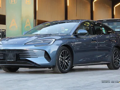 2026 بي واي دي سيل