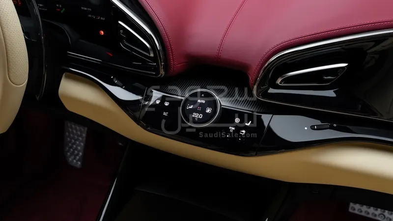 2024 فيراري بوروسانجوي