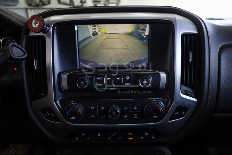 2018 جي ام سي سييرا اس ال اي