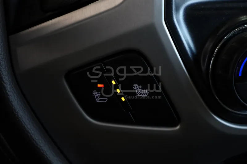 2018 جي ام سي سييرا اس ال اي