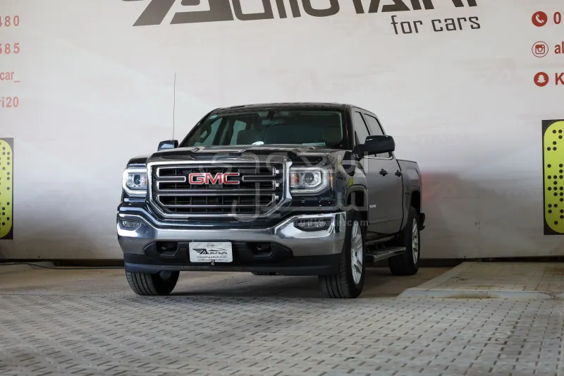 2018 جي ام سي سييرا اس ال اي