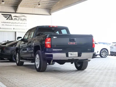 2018 جي ام سي سييرا اس ال اي