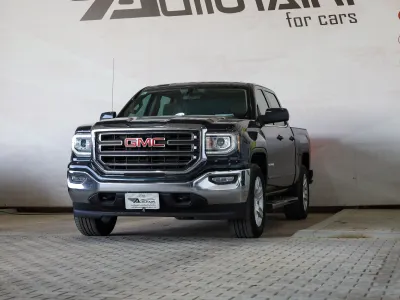 2018 جي ام سي سييرا اس ال اي