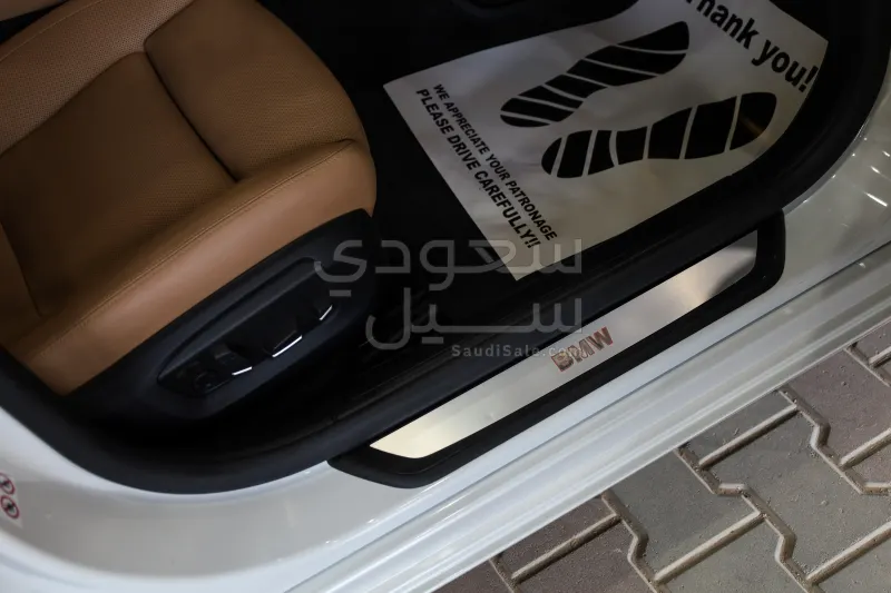 2014 بي ام دبليو الفئة السابعة 740 إل أي