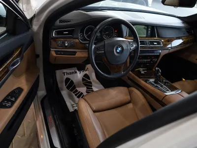 2014 بي ام دبليو الفئة السابعة 740 إل أي