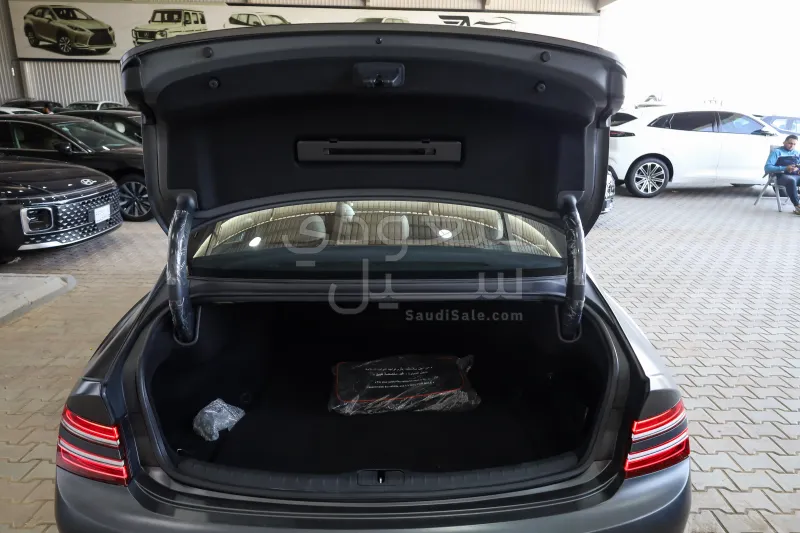 2024 جينيسيس جي 80