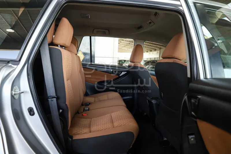 2017 تويوتا ان نوفا