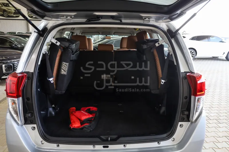 2017 تويوتا ان نوفا