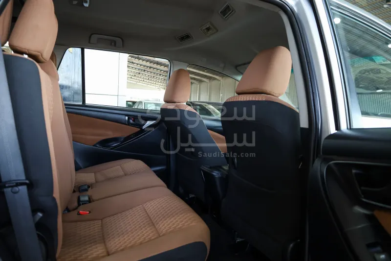 2017 تويوتا ان نوفا