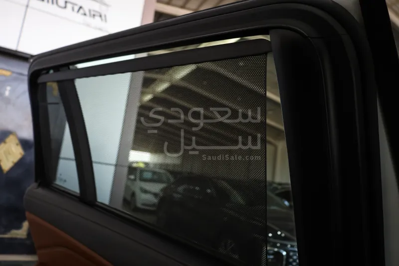 2020 بي ام دبليو الفئة اكس 7