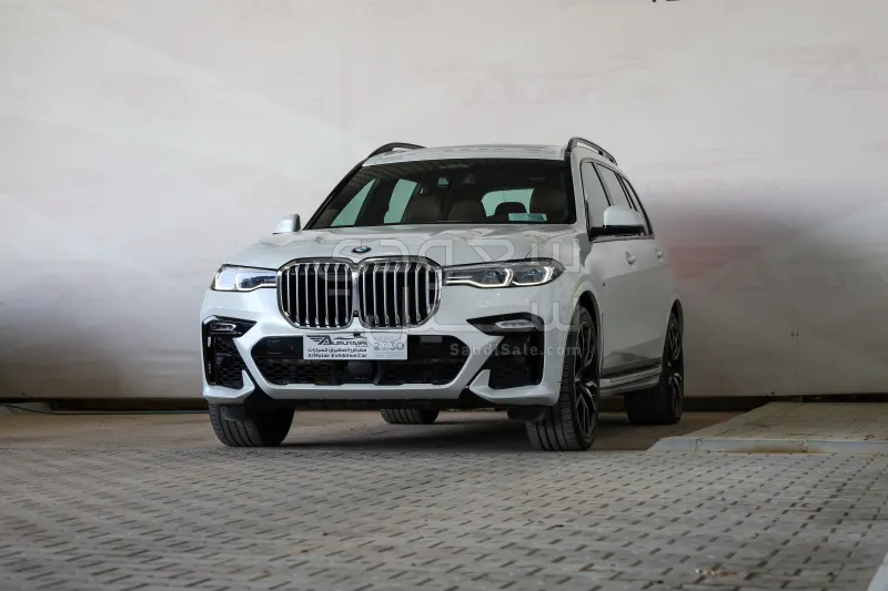 2020 بي ام دبليو الفئة اكس 7