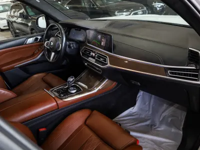 2020 بي ام دبليو الفئة اكس 7