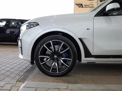 2020 بي ام دبليو الفئة اكس 7