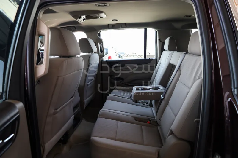 2017 جي ام سي يوكون اكس ال