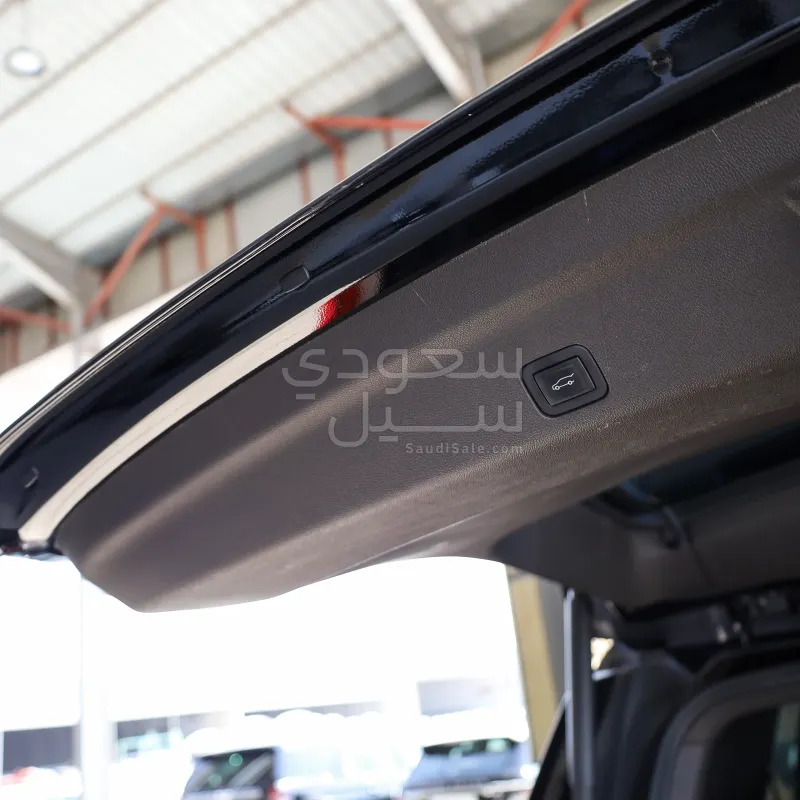 2023 جي ام سي يوكون اس ال اي