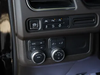 2023 جي ام سي يوكون اس ال اي