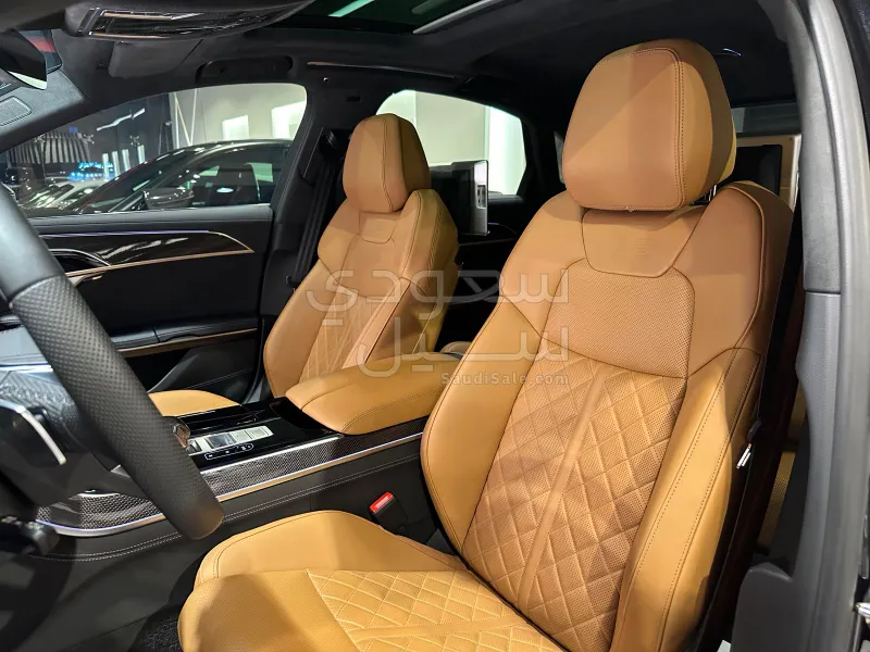 2023 اودي اس 8