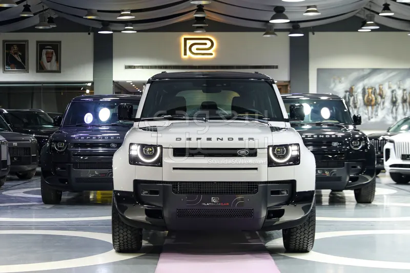 2026 لاند روفر ديفيندر اس اي