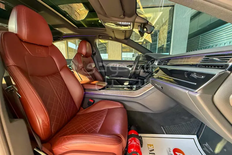 2021 اودي اي 8 ال