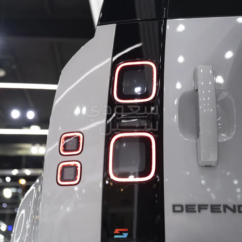 2026 لاند روفر ديفيندر اكس داينمك