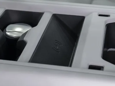 2026 لاند روفر ديفيندر اكس داينمك