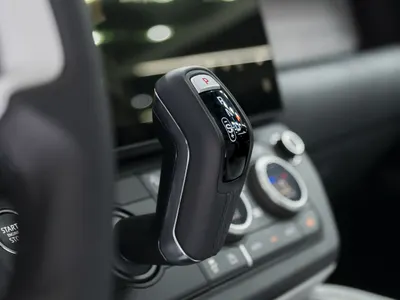 2026 لاند روفر ديفيندر اكس داينمك