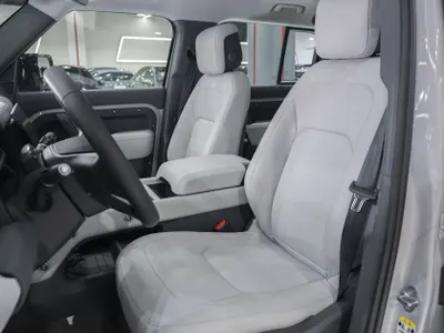 2026 لاند روفر ديفيندر اكس داينمك