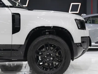 2026 لاند روفر ديفيندر اكس داينمك